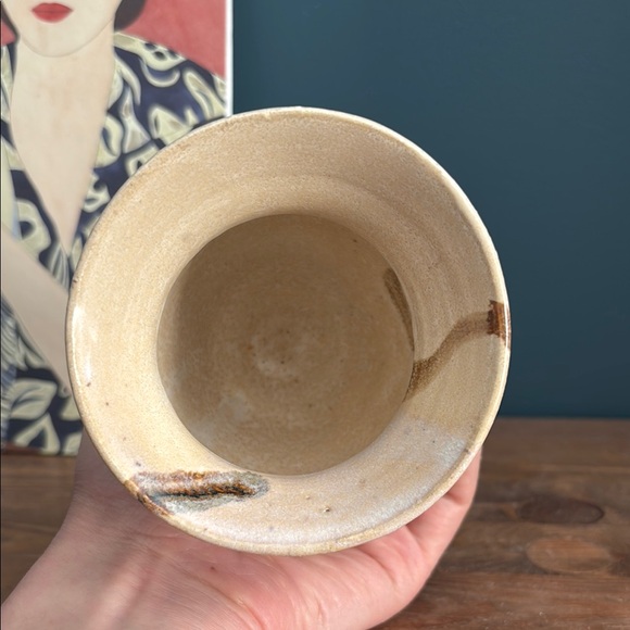 Signed Studio Pottery Mini Vase - Picture 3 of 5